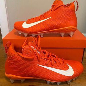 Nike Alpha Menace Pro Mid TD Football Cleats